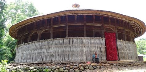  The Tree of Patience - A Story About Determination and Divine Intervention From 14th Century Ethiopia!